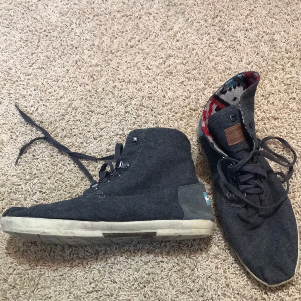 Toms high tops